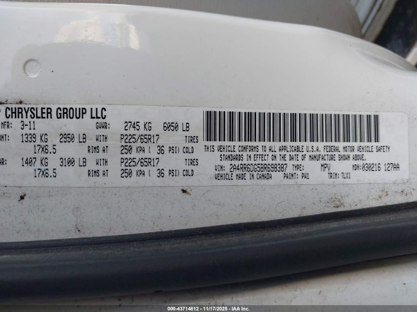 2011 Chrysler Town & Country Limited VIN: 2A4RR6DG5BR698387 Lot: 43714812