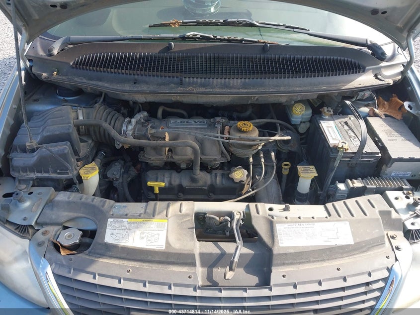 2003 Chrysler Town & Country Limited VIN: 2C8GP64L53R384755 Lot: 43714814