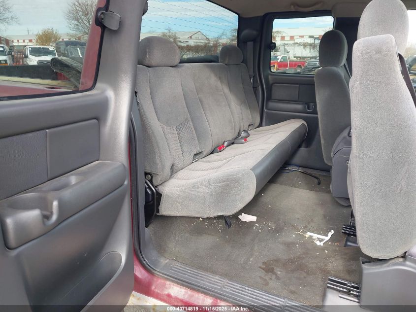 2005 Chevrolet Silverado 1500 Z71 VIN: 1GCEK19B45Z128299 Lot: 43714819