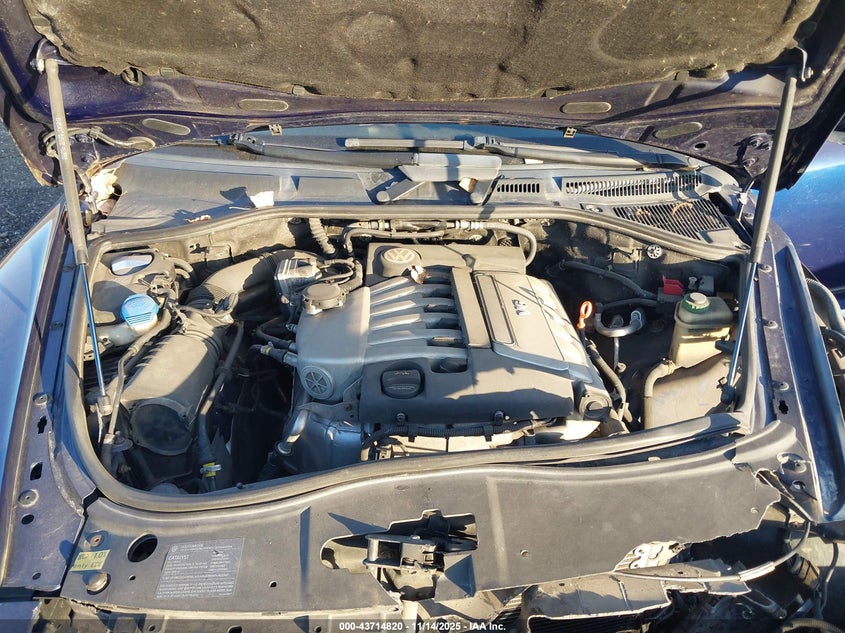 2005 Volkswagen Touareg V6 VIN: WVGBG77L85D003334 Lot: 43714820