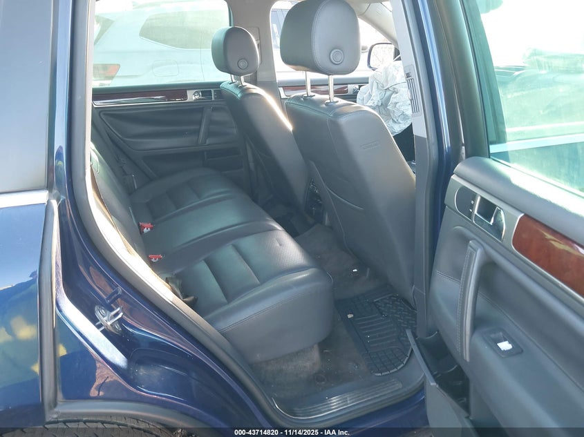 2005 Volkswagen Touareg V6 VIN: WVGBG77L85D003334 Lot: 43714820