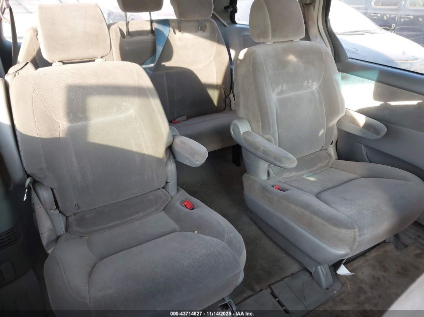 2004 Toyota Sienna Le VIN: 5TDZA23C74S187178 Lot: 43714827