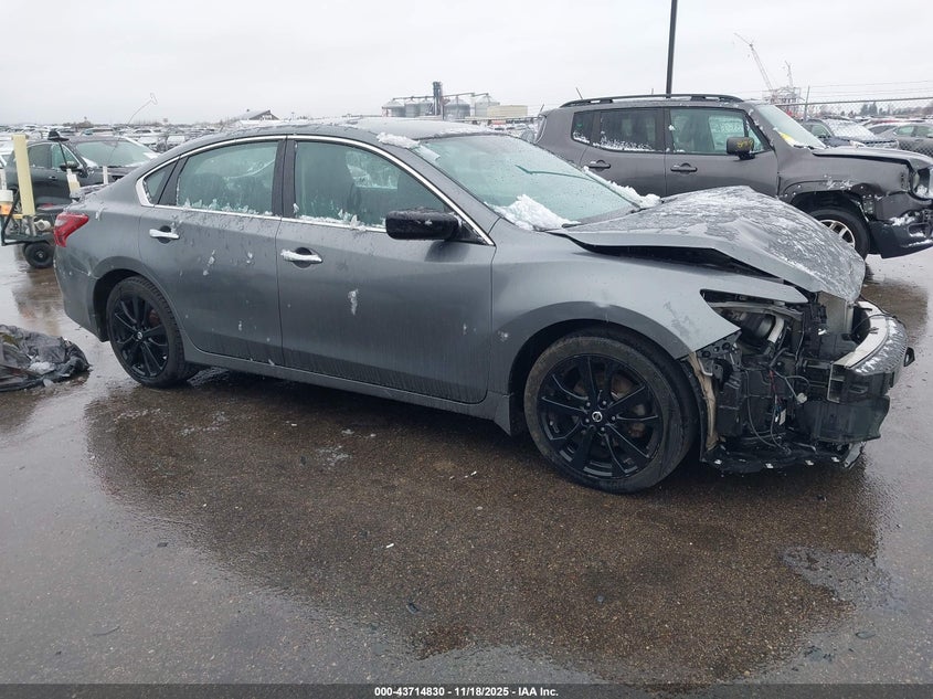 NISSAN ALTIMA 2.5 SR