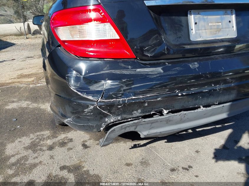 2009 Mercedes-Benz C 300 Luxury/Sport VIN: WDDGF54X49R061271 Lot: 43714839