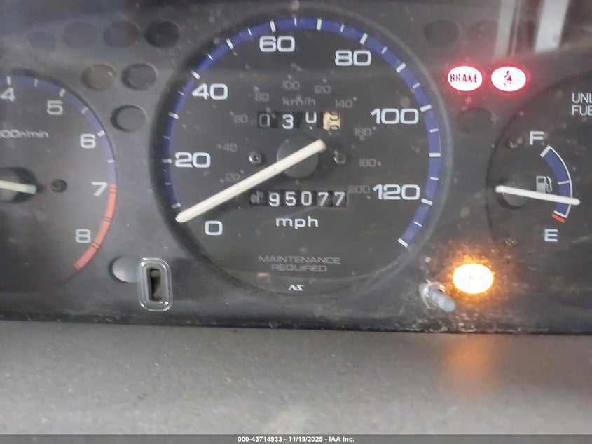 1998 Honda Civic Ex VIN: 2HGEJ8548WH591052 Lot: 43714933