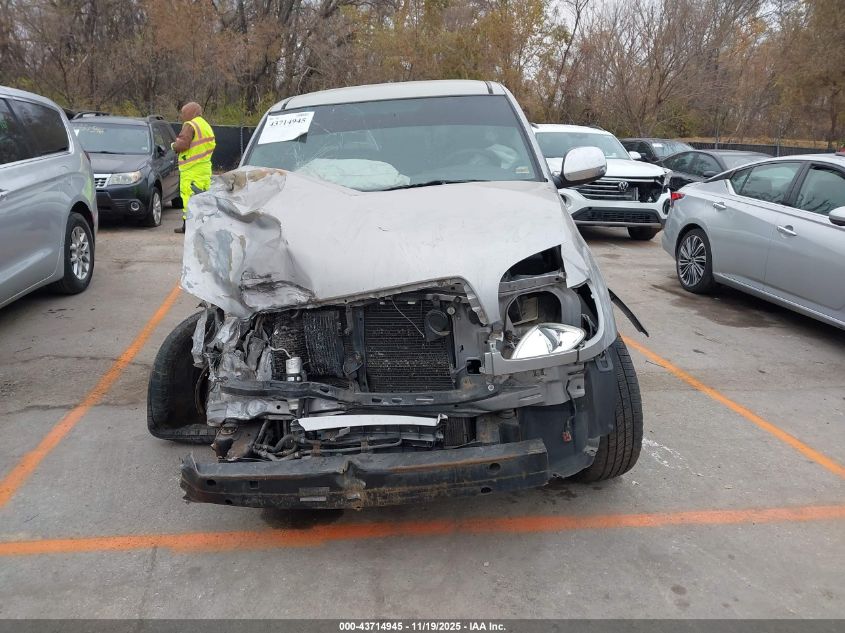 2005 Toyota Tundra Sr5 V8 VIN: 5TBBT44195S470888 Lot: 43714945