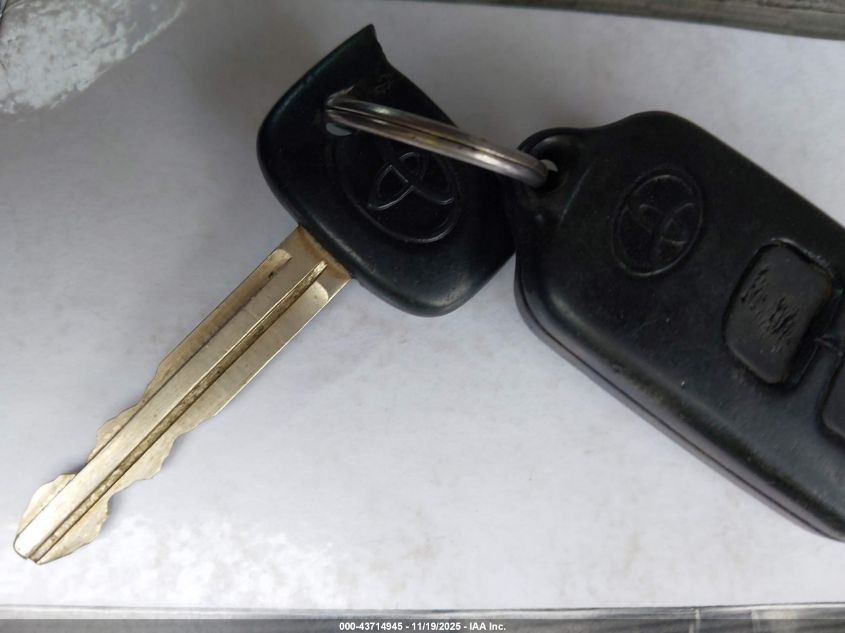 2005 Toyota Tundra Sr5 V8 VIN: 5TBBT44195S470888 Lot: 43714945