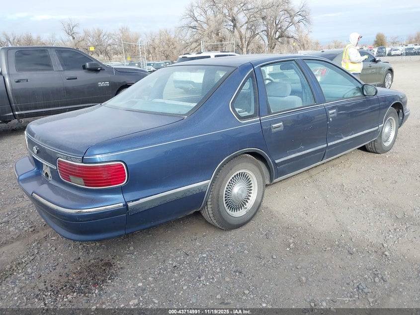 1G1BL52W5TR123722 1996 CHEVROLET CAPRICE photo no. 4