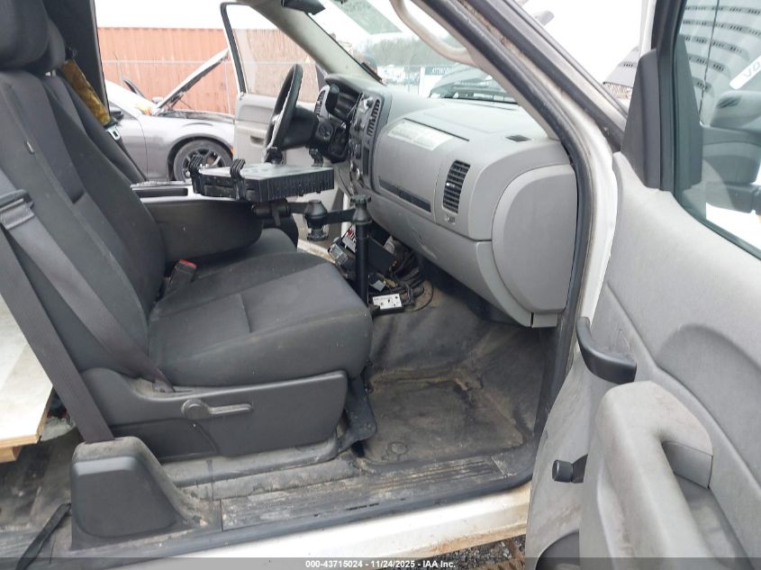 2013 Chevrolet Silverado 3500Hd Work Truck VIN: 1GB5KZEG2DZ250212 Lot: 43715024