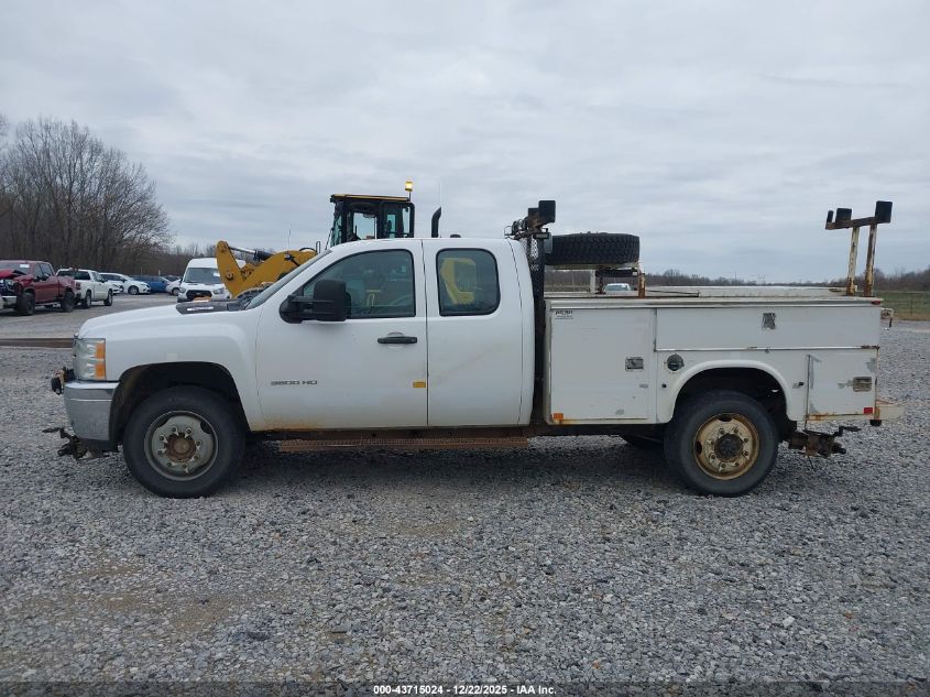 2013 Chevrolet Silverado 3500Hd Work Truck VIN: 1GB5KZEG2DZ250212 Lot: 43715024