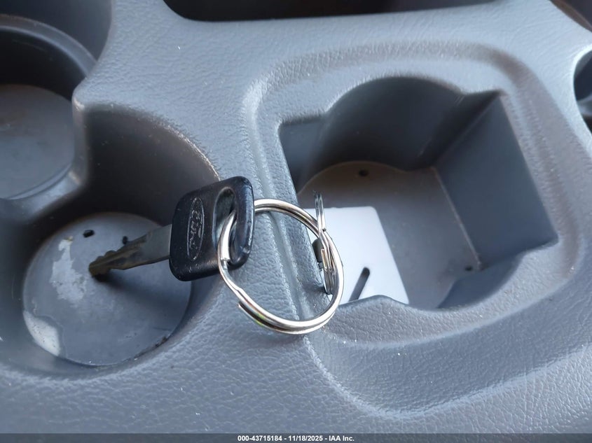 2003 Ford E-350 Super Duty Xl/Xlt VIN: 1FBSS31L53HA00521 Lot: 43715184