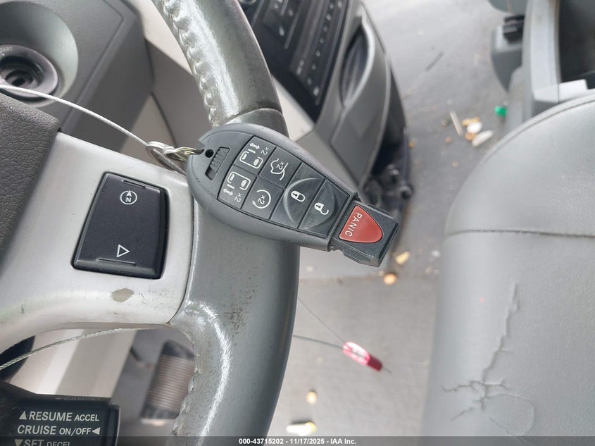 2009 Dodge Grand Caravan Sxt VIN: 2D8HN54X99R520369 Lot: 43715202