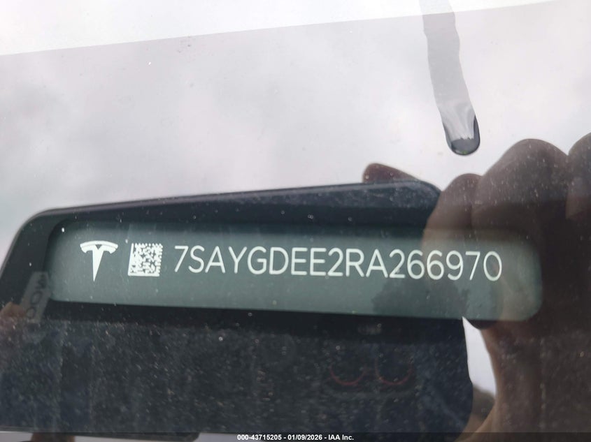 2024 Tesla Model Y Long Range Dual Motor All-Wheel Drive VIN: 7SAYGDEE2RA266970 Lot: 43715205