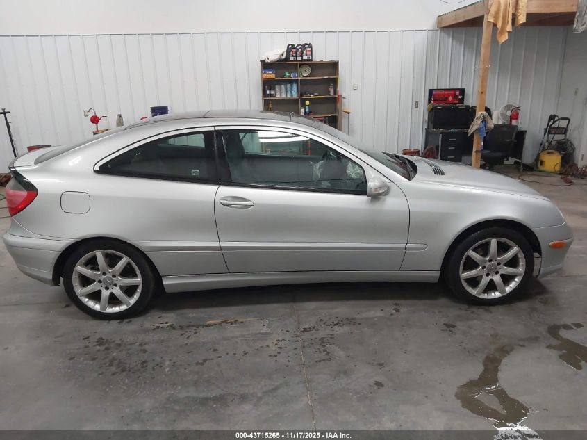 2004 Mercedes-Benz C 230 Kompressor Sport VIN: WDBRN40J24A540442 Lot: 43715265