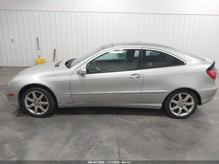 2004 Mercedes-Benz C 230 Kompressor Sport VIN: WDBRN40J24A540442 Lot: 43715265