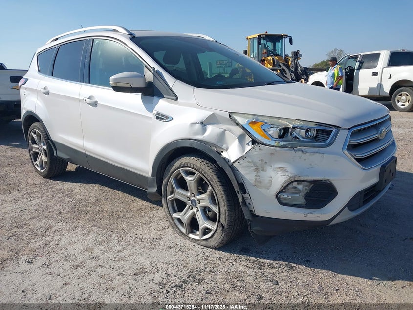 FORD ESCAPE TITANIUM