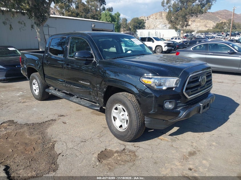 TOYOTA TACOMA SR5