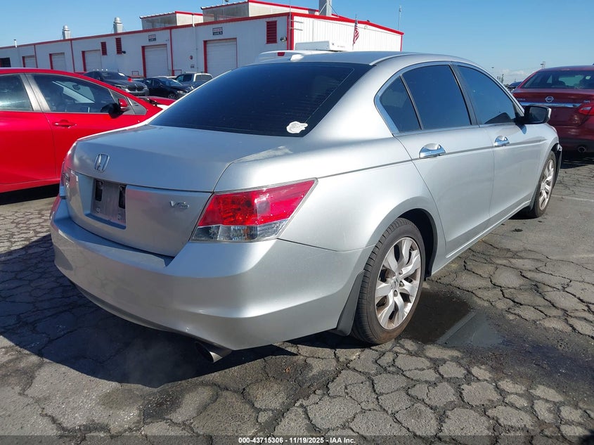 1HGCP36848A004342 2008 HONDA ACCORD photo no. 4