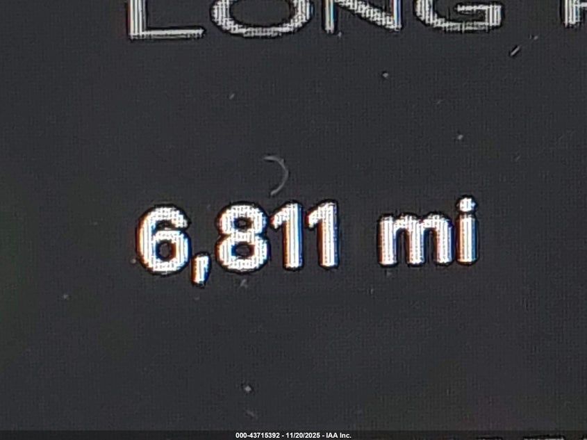 2025 Tesla Model 3 Long Range Rear-Wheel Drive/Standard VIN: 5YJ3E1EA0SF985863 Lot: 43715392