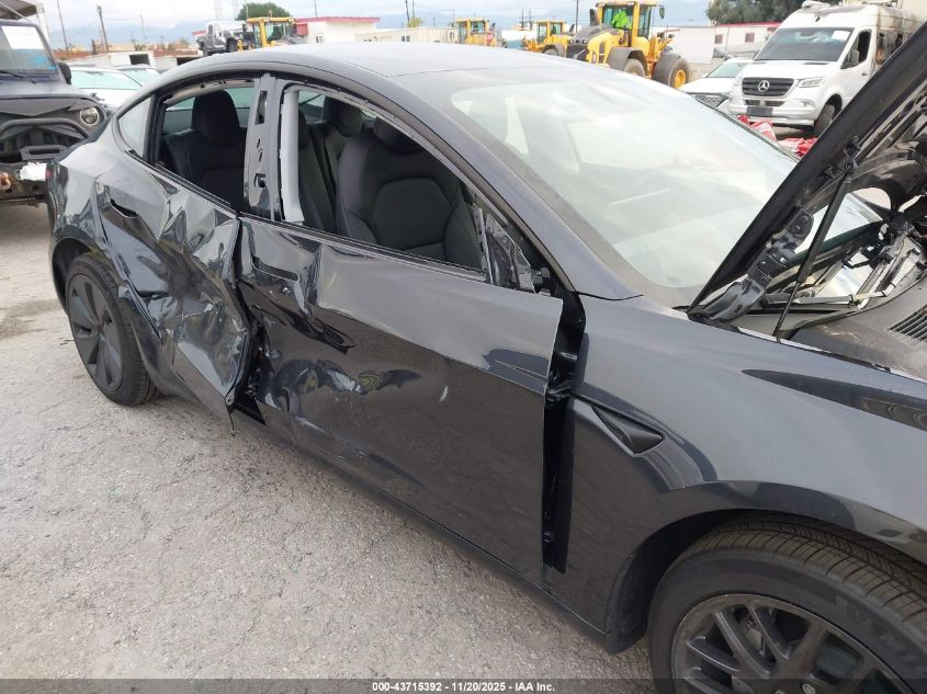 2025 Tesla Model 3 Long Range Rear-Wheel Drive/Standard VIN: 5YJ3E1EA0SF985863 Lot: 43715392