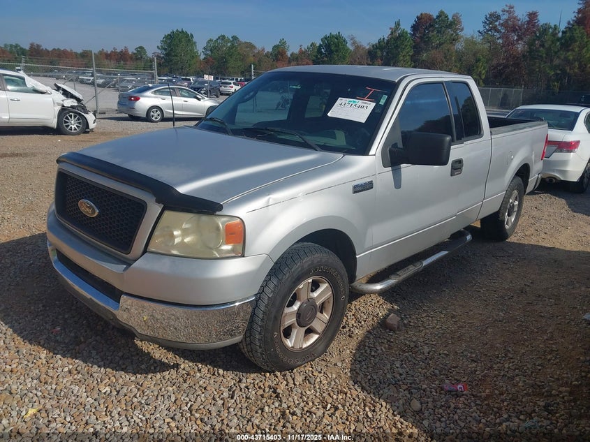 1FTPX12524NC63169 2004 FORD F-150 photo no. 2