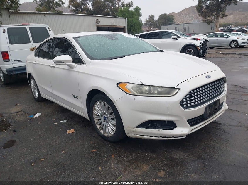 FORD FUSION TITANIUM