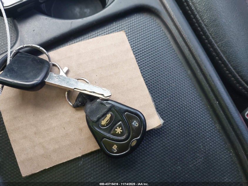 2004 Honda Cr-V Lx VIN: JHLRD684X4C012797 Lot: 43715416