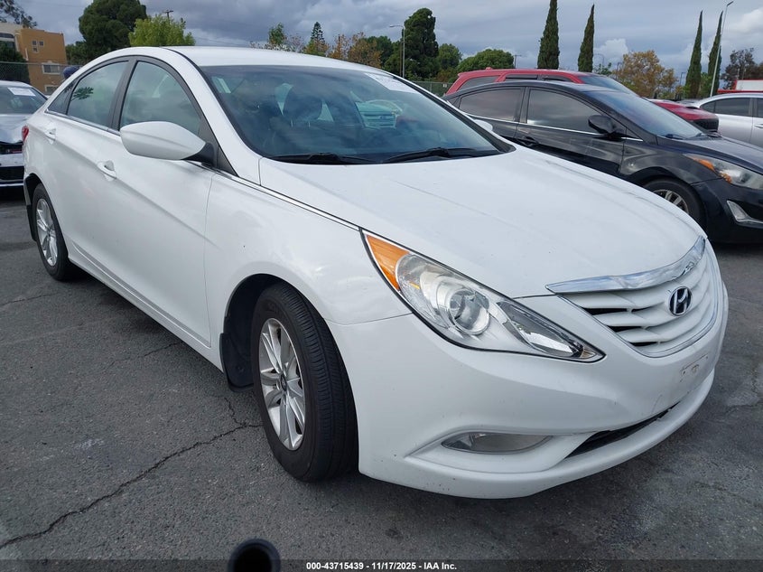 2013 HYUNDAI SONATA GLS - 5NPEB4AC7DH513416