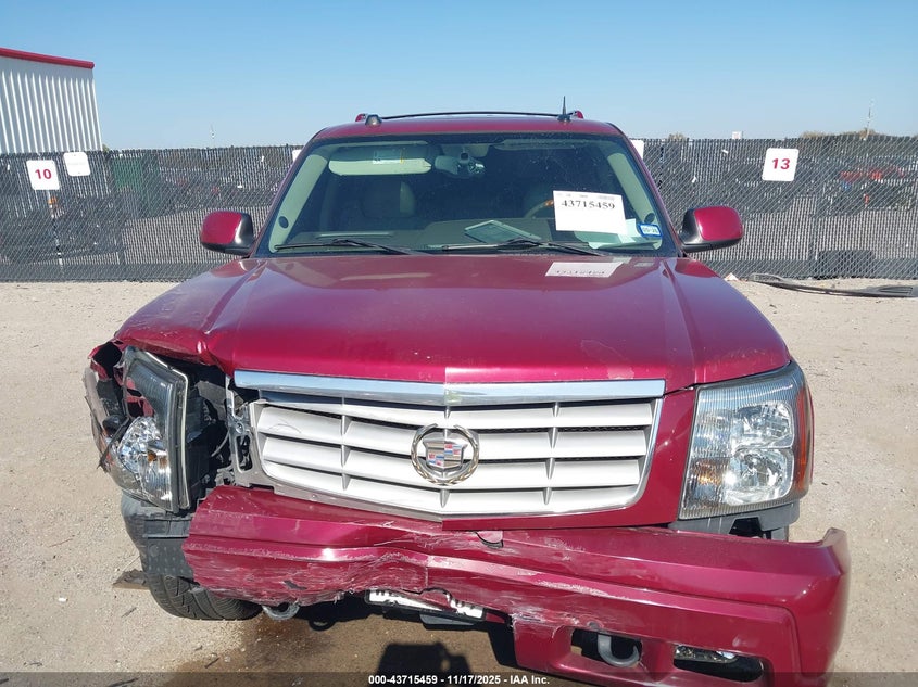 2004 Cadillac Escalade Standard VIN: 1GYEK63N94R176972 Lot: 43715459