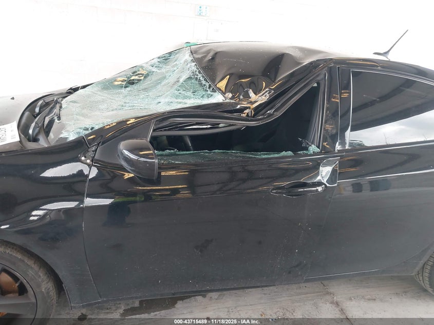 2016 Dodge Dart Sxt VIN: 1C3CDFBB7GD517192 Lot: 43715489