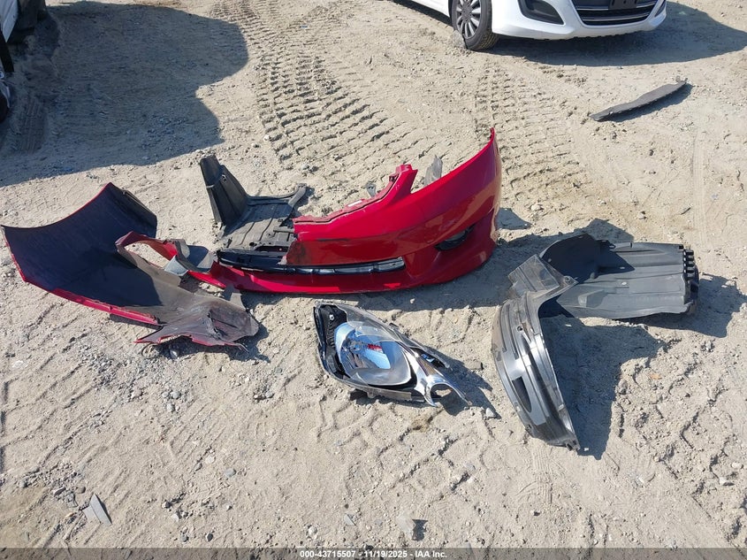 2009 Honda Fit Sport VIN: JHMGE88429S011555 Lot: 43715507