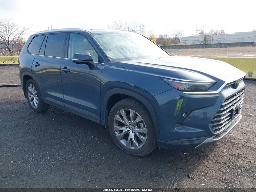 TOYOTA HIGHLANDER LIMITED