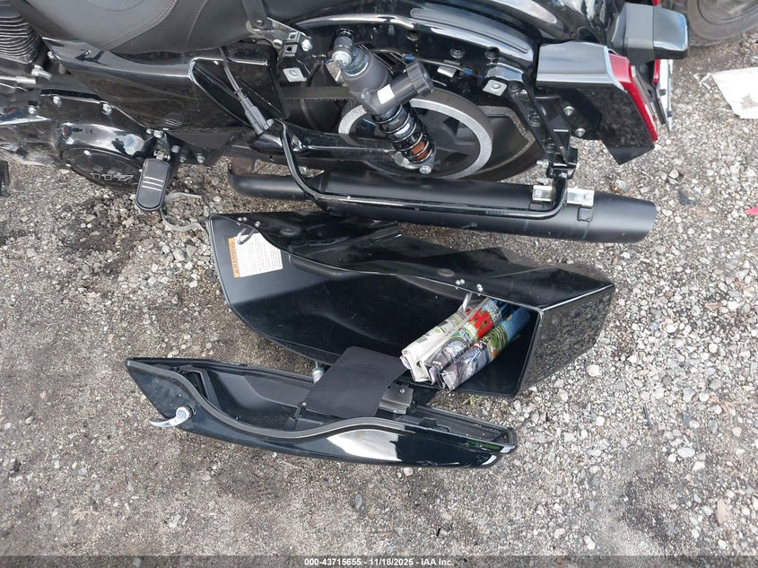 2025 Harley-Davidson Fltrx VIN: 1HD1KH726SB621348 Lot: 43715655