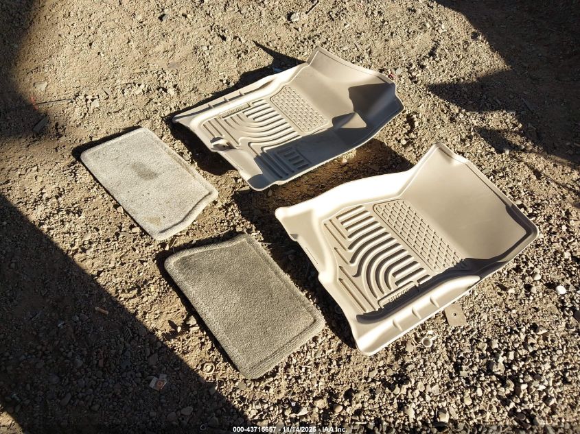 2008 GMC Yukon Slt VIN: 1GKFC13078R138388 Lot: 43715657