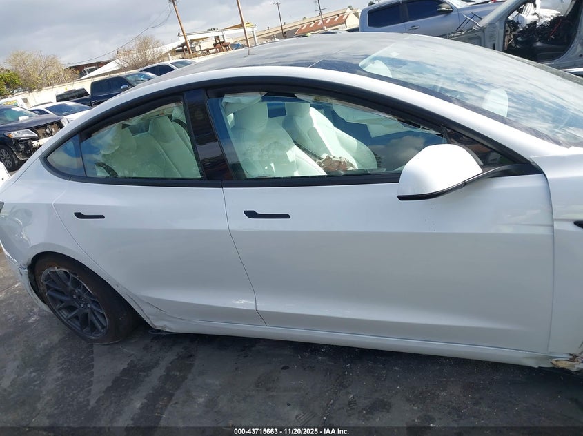 2025 Tesla Model 3 Long Range Rear-Wheel Drive VIN: 5YJ3E1EAXSF062595 Lot: 43715663