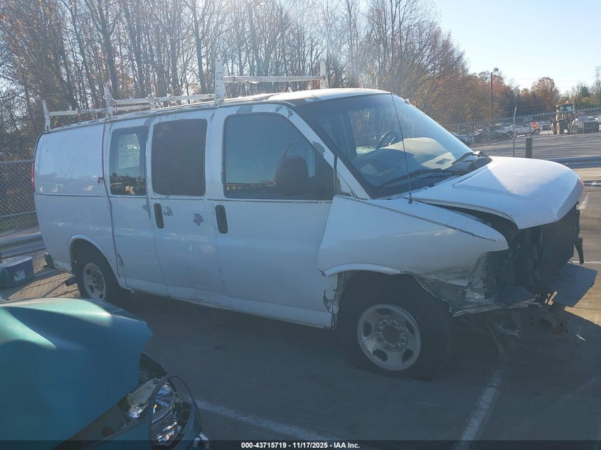2007 Chevrolet Express Work Van VIN: 1GCGG25V471133620 Lot: 43715719