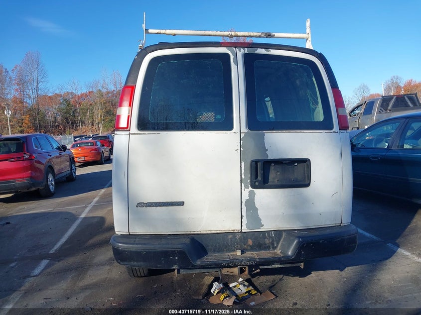 2007 Chevrolet Express Work Van VIN: 1GCGG25V471133620 Lot: 43715719