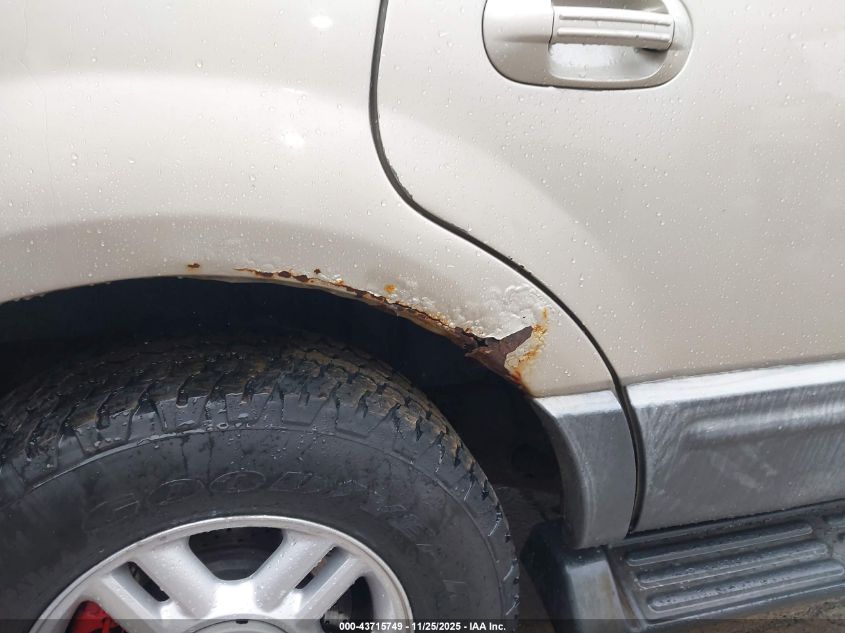 2005 Ford Expedition Nbx/Xlt VIN: 1FMPU165X5LB08977 Lot: 43715749