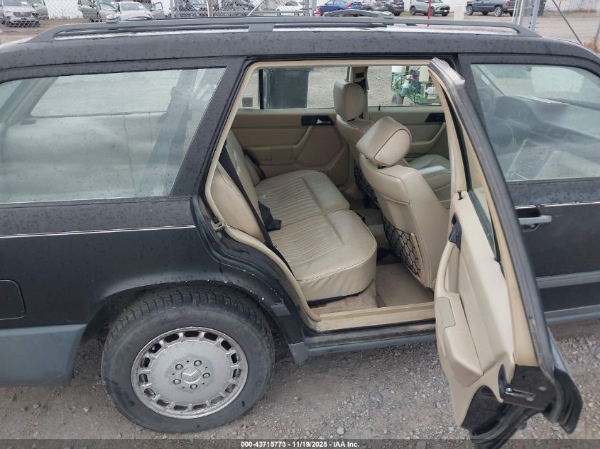 1988 Mercedes-Benz 300 Te VIN: WDBEA90D6JF057374 Lot: 43715773