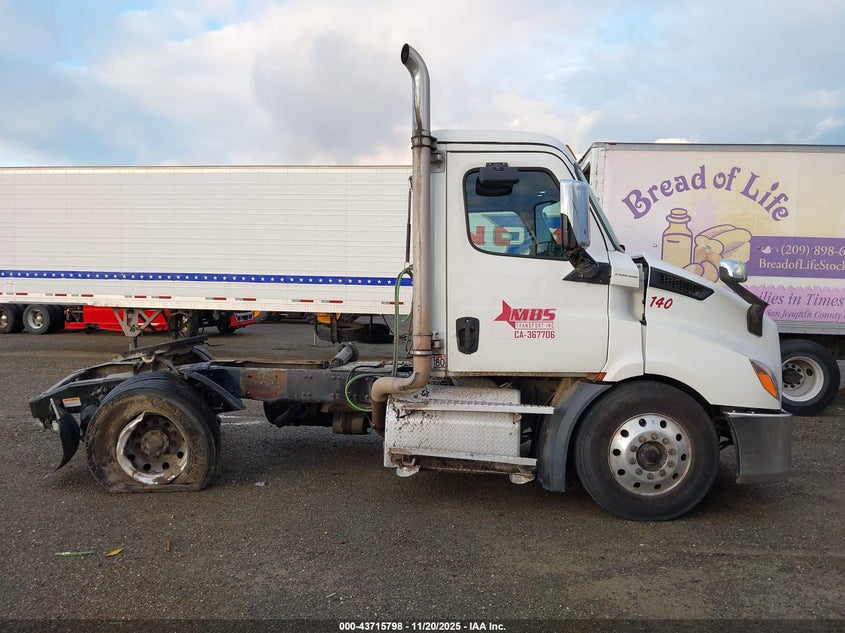 3AKBHTDV6LSLE2833 2020   photo no. 13
