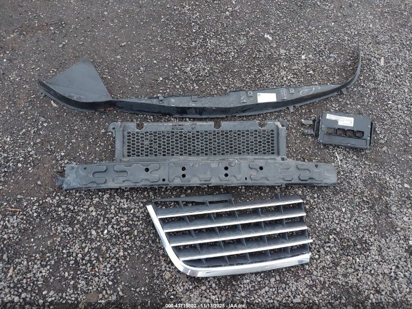 2010 Chrysler Town & Country New Limited VIN: 2A4RR7DX4AR468215 Lot: 43715802