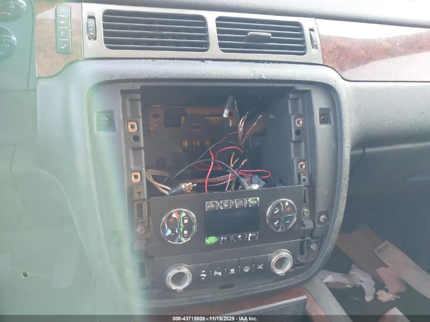 2009 Chevrolet Suburban 1500 Ltz VIN: 3GNFK36319G100079 Lot: 43715809