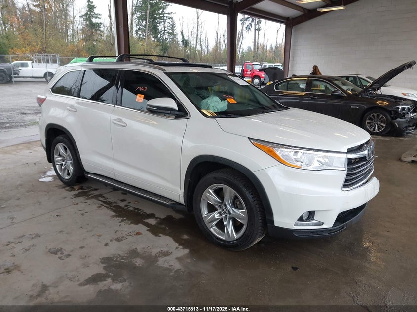 TOYOTA HIGHLANDER LIMITED PLATINUM V6