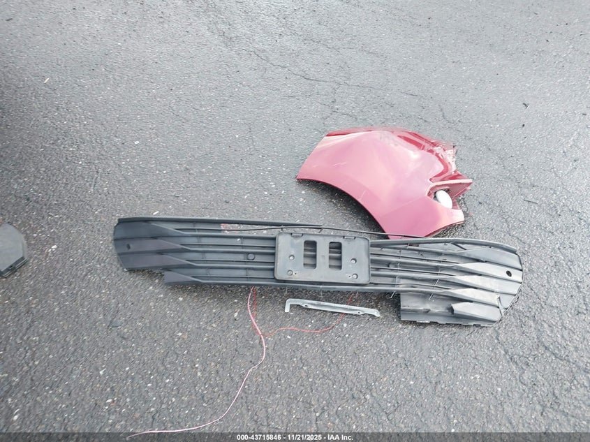 2022 Toyota Sienna Xle VIN: 5TDYRKECXNS130539 Lot: 43715846