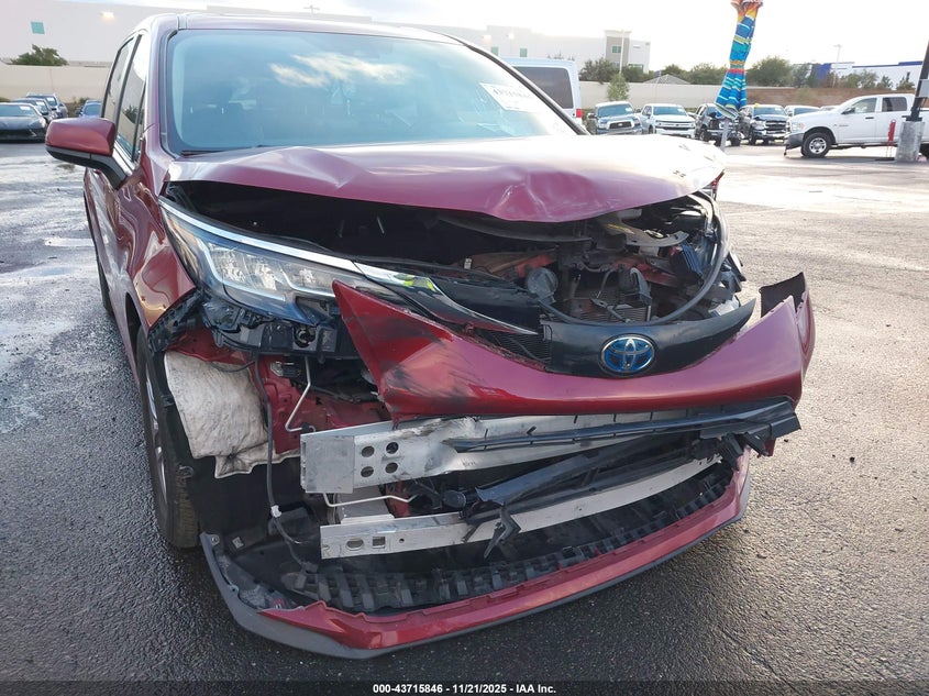 2022 Toyota Sienna Xle VIN: 5TDYRKECXNS130539 Lot: 43715846