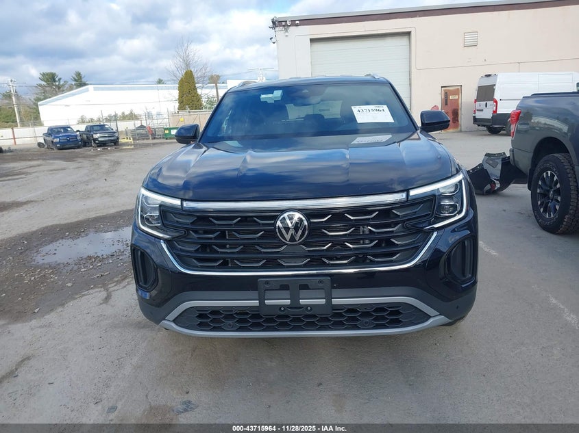 2025 Volkswagen Atlas Cross Sport 2.0T Se W/Technology VIN: 1V2HE2CA1SC228030 Lot: 43715964