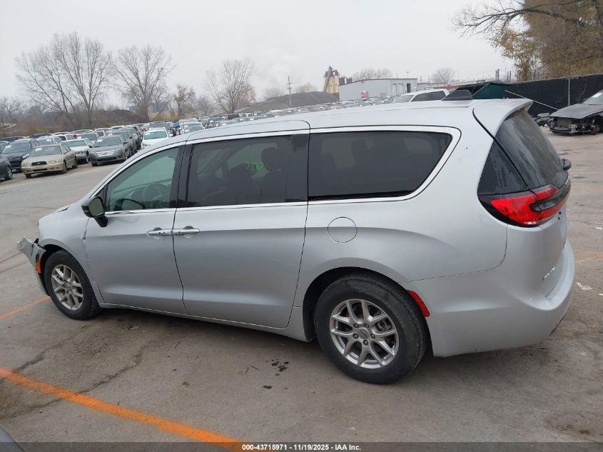 2024 Chrysler Pacifica Touring L VIN: 2C4RC1BG4RR149223 Lot: 43715971