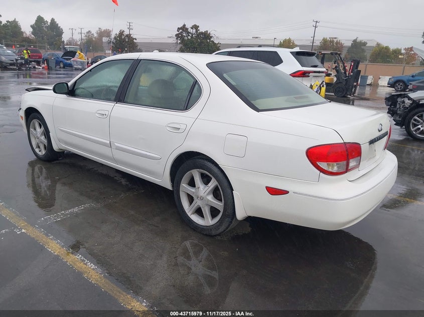 JNKDA31A52T024723 2002 INFINITI I photo no. 3