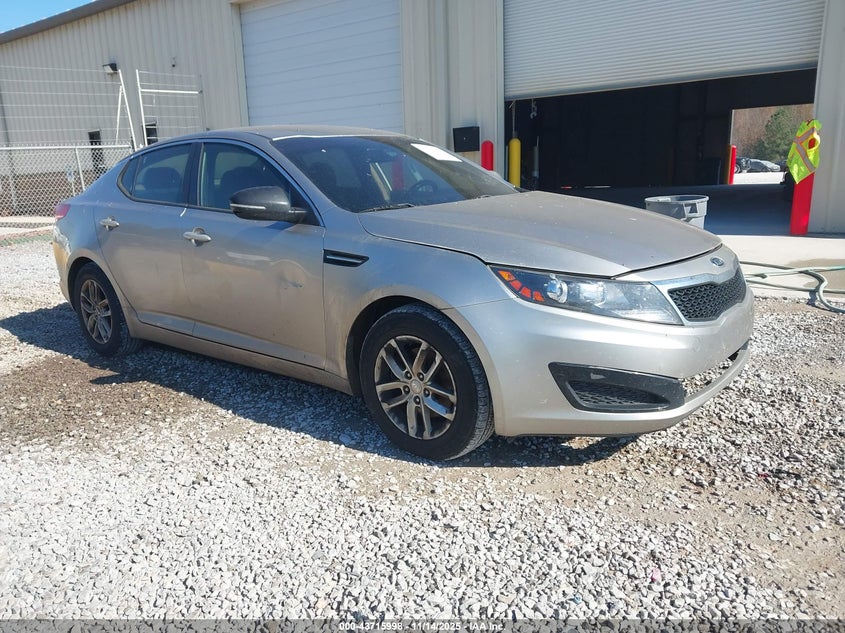 KNAGM4A78B5069561 2011 KIA OPTIMA photo no. 6