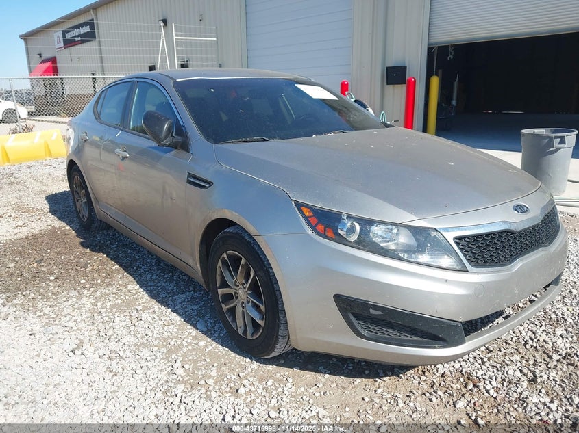 KNAGM4A78B5069561 2011 KIA OPTIMA photo no. 6